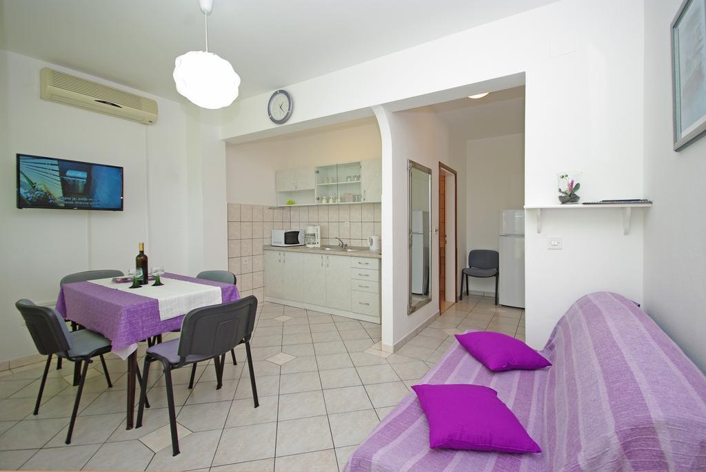 Apartments Senka Makarska Exterior photo